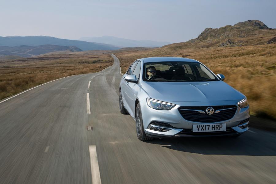  Vauxhall Insignia Grand Sport Turbo 2017 года  (фото 14 из 30)